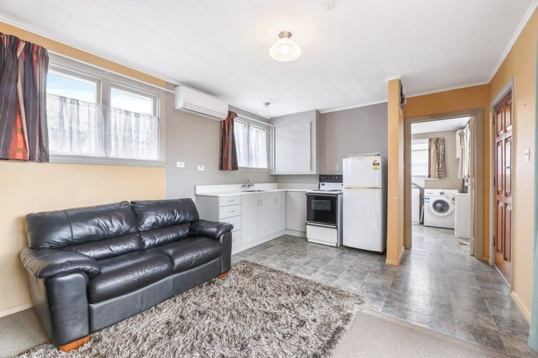Photo of property in 22 Staffa Street, Woolston, Christchurch, 8062