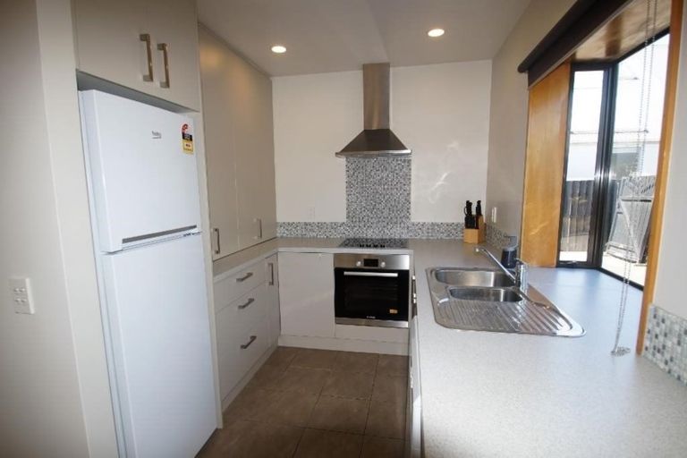 Photo of property in 2/16 Onslow Street, St Albans, Christchurch, 8014