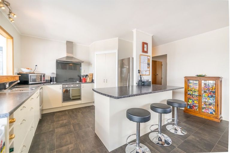 Photo of property in 47 Akatarawa Road, Brown Owl, Upper Hutt, 5018