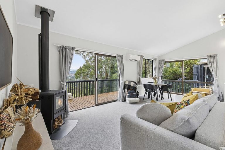 Photo of property in 22 The Bollard, Whitby, Porirua, 5024