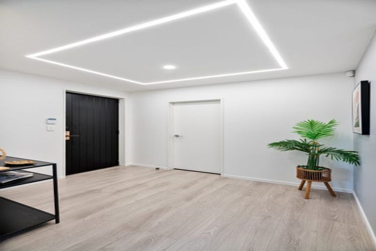 Photo of property in 2b Marina Road, Torbay, Auckland, 0630