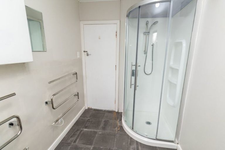 Photo of property in 82 Pembroke Road, Northland, Wellington, 6012