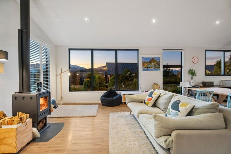 Photo of property in 7 Polperro Court, Jacks Point, Queenstown, 9371