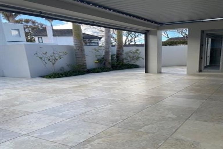 Photo of property in 26 Melanesia Road, Kohimarama, Auckland, 1071