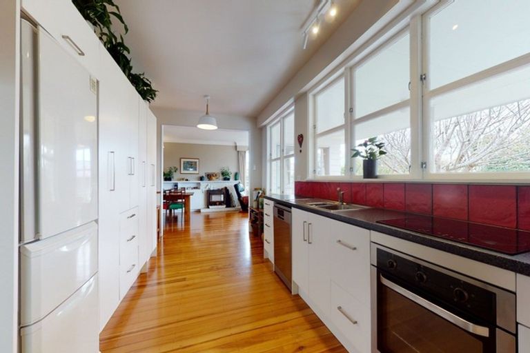 Photo of property in 42 Read Street, Levin, 5510