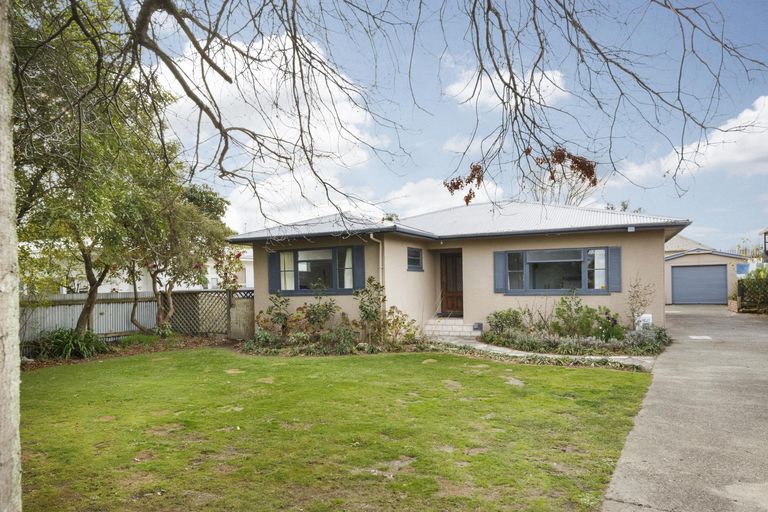 Photo of property in 481 Ruahine Street, Terrace End, Palmerston North, 4410