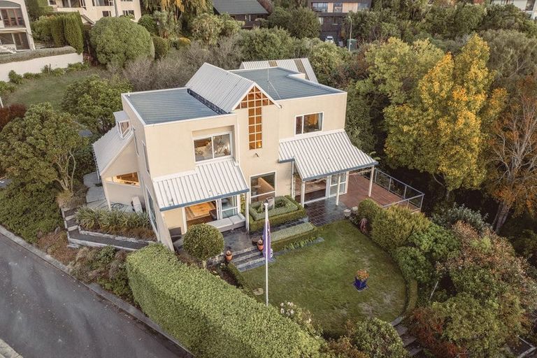 Photo of property in 37 Longhurst Terrace, Cashmere, Christchurch, 8022