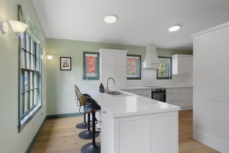 Photo of property in 16 Desmond Street, Merivale, Christchurch, 8014