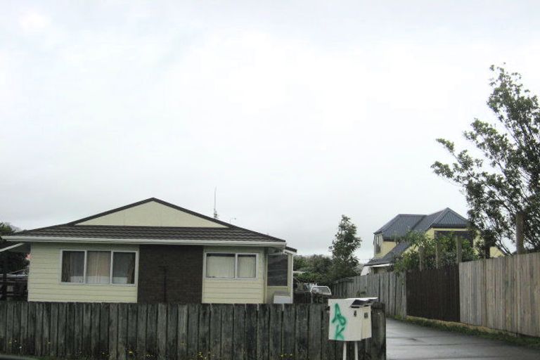 Photo of property in 16 Commins Road, Onerahi, Whangarei, 0110