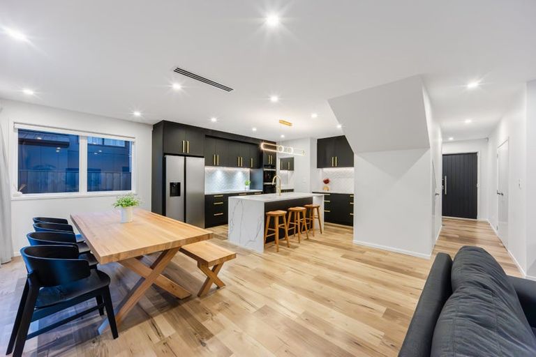 Photo of property in 10 Hopetea Street, Long Bay, Auckland, 0630