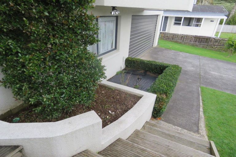 Photo of property in 6 Puketotara Street, Highlands Park, New Plymouth, 4312