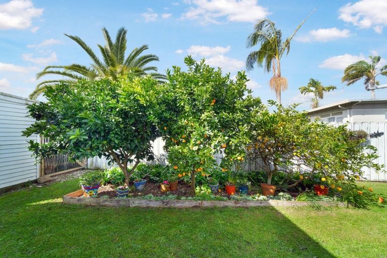 Photo of property in 127a Swanson Road, Henderson, Auckland, 0610