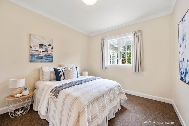 Photo of property in 14 Delhi Crescent, Khandallah, Wellington, 6035