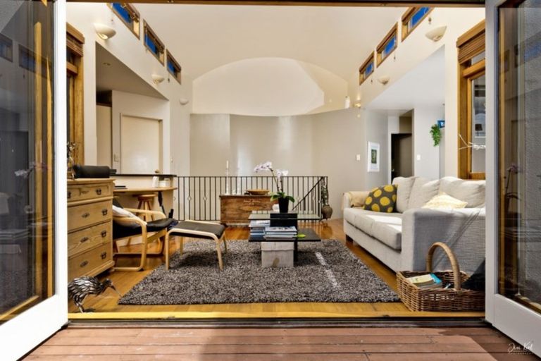 Photo of property in 1 Tui Street, Torbay, Auckland, 0630