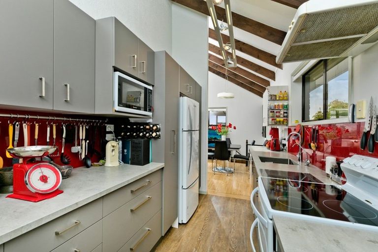 Photo of property in 2/66 Lynden Avenue, Hillcrest, Auckland, 0627