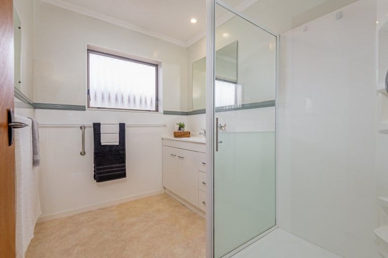 Photo of property in 4 Colombo Street, Hokowhitu, Palmerston North, 4410