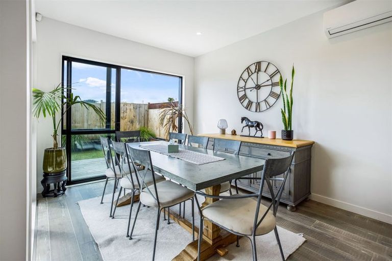 Photo of property in 29 Matakohe Road, Westgate, Auckland, 0814