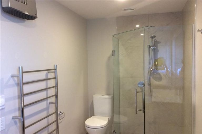 Photo of property in 10 Ellesmere Avenue, Jacks Point, Queenstown, 9371