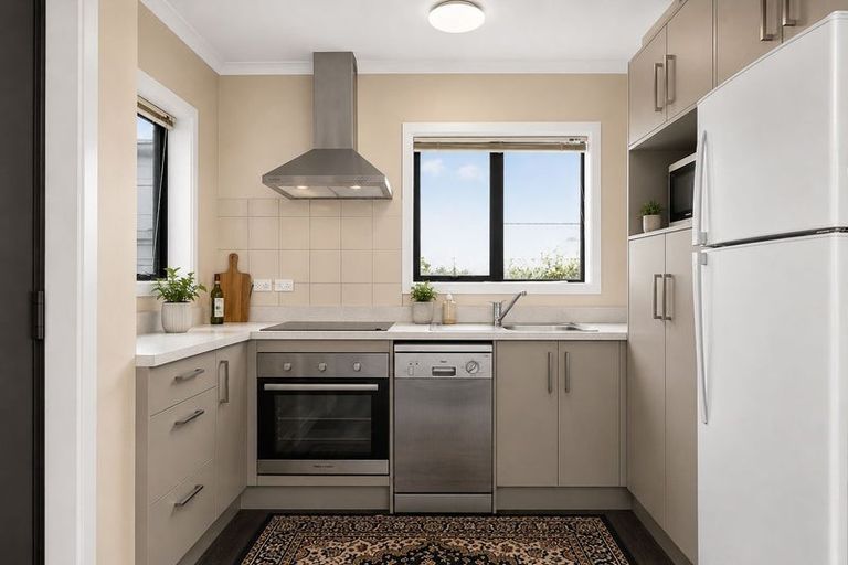 Photo of property in 2/25 Albert Street, Hamilton East, Hamilton, 3216