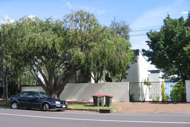 Photo of property in 4/67 Sarsfield Street, Herne Bay, Auckland, 1011