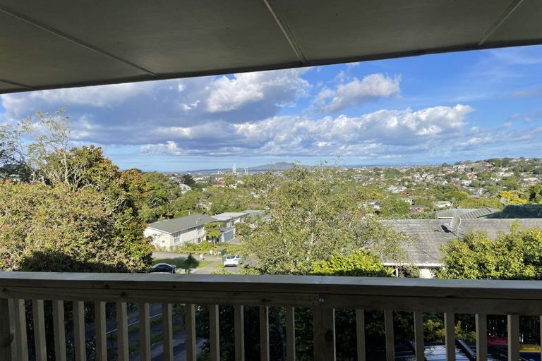 Photo of property in 1/37 Gretel Place, Hillcrest, Auckland, 0627
