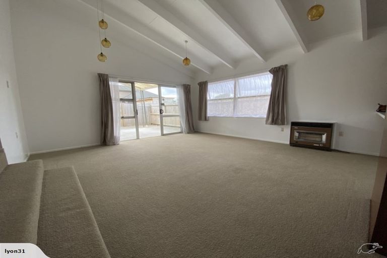 Photo of property in 18a Sheridan Street, Silverdale, Hamilton, 3216