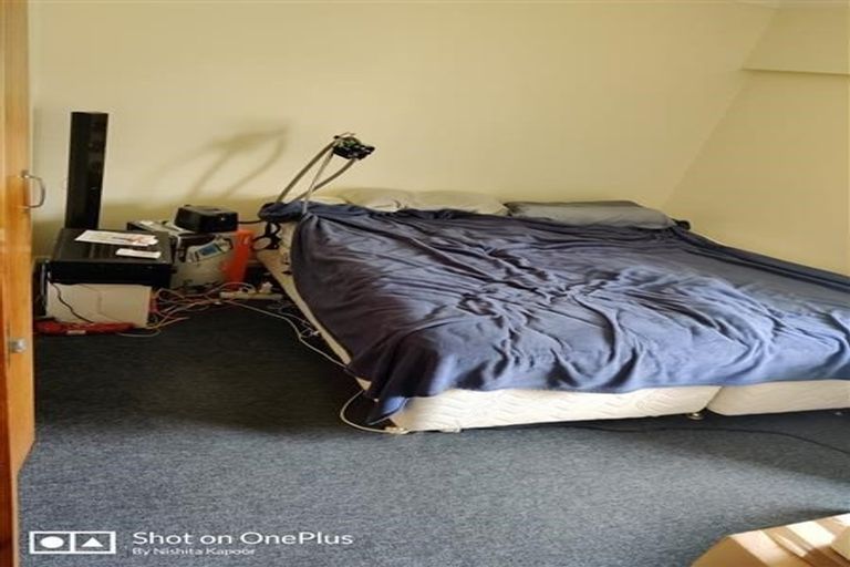 Photo of property in 2/3 Sutton Crescent, Papatoetoe, Auckland, 2025