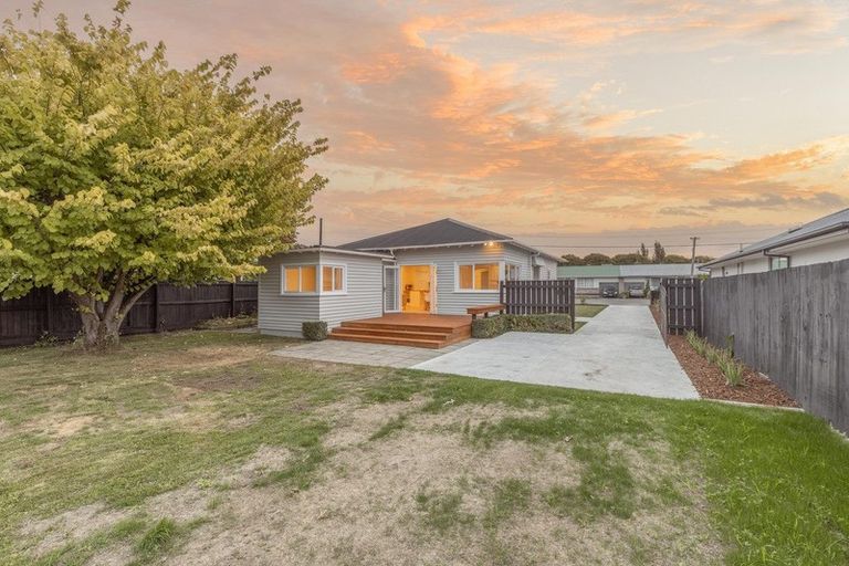 Photo of property in 8 Quinns Road, Shirley, Christchurch, 8013