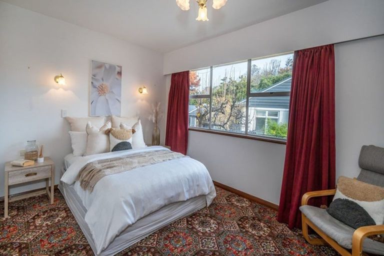 Photo of property in 4 Ernlea Terrace, Cashmere, Christchurch, 8022