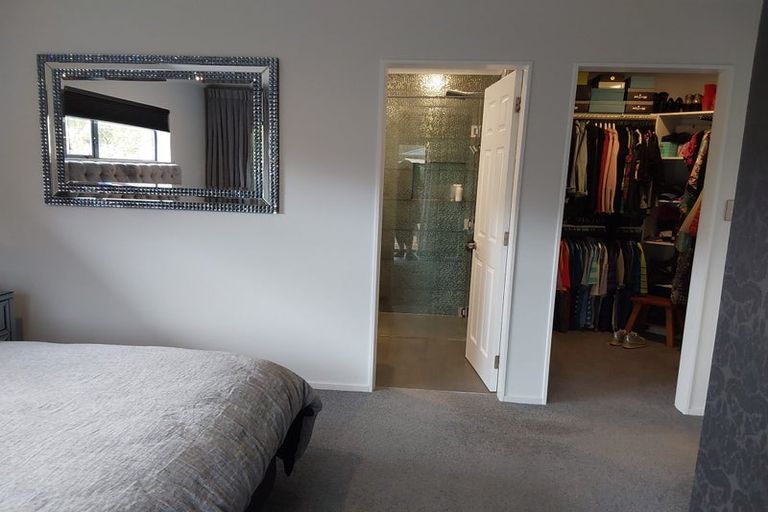 Photo of property in 4 Heaphy Place, Pukehangi, Rotorua, 3015