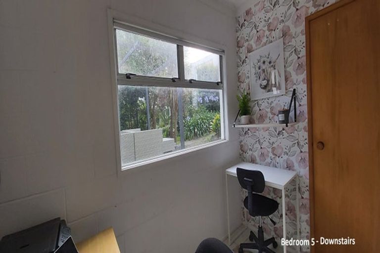 Photo of property in 84a Marine Parade, Mellons Bay, Auckland, 2014