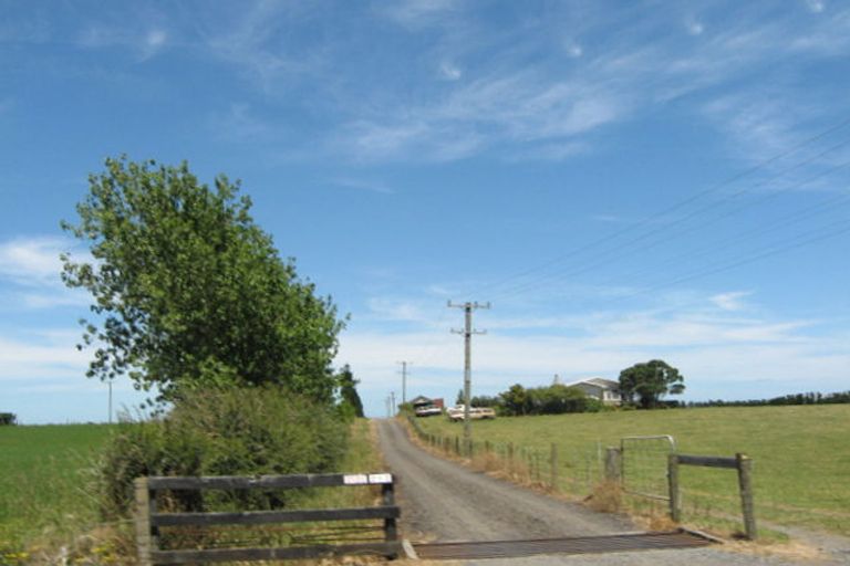 Photo of property in 212 Clarks Beach Road, Clarks Beach, Pukekohe, 2679