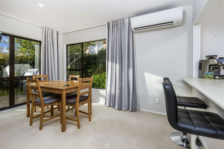Photo of property in 2/14 Aramoana Avenue, Devonport, Auckland, 0624