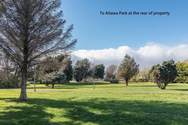 Photo of property in 30 Mahana Road, Paraparaumu Beach, Paraparaumu, 5032