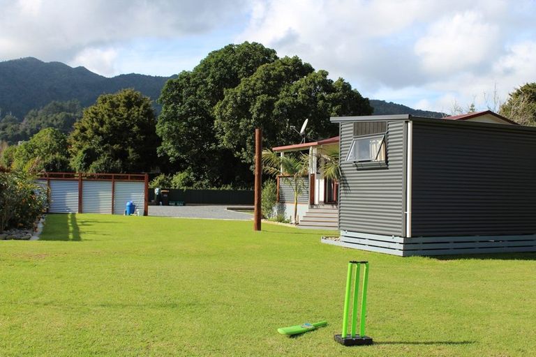 Photo of property in 479 Albert Street, Coromandel, 3506