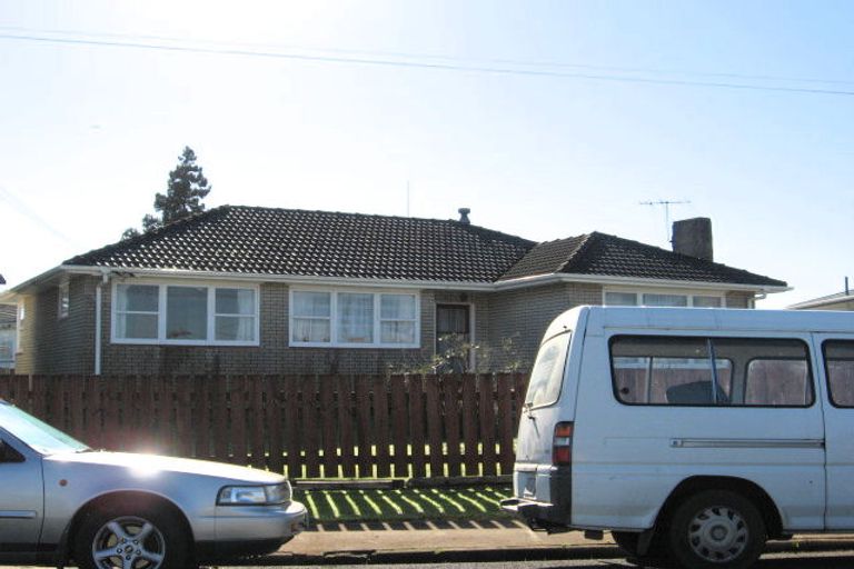 Photo of property in 17 Evans Place, Papakura, 2110