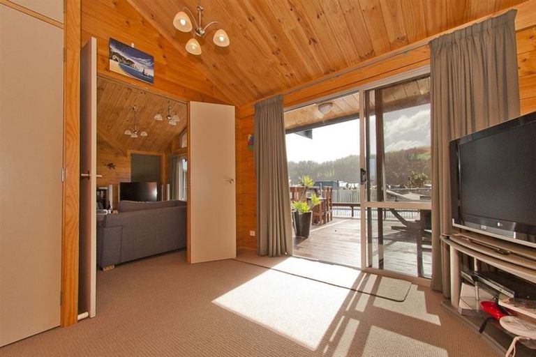 Photo of property in 6 Clipper Place, Whitianga, 3510