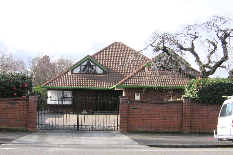 Photo of property in 227 Victoria Avenue, Hokowhitu, Palmerston North, 4410