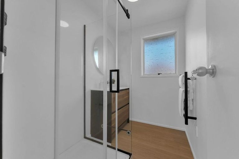 Photo of property in 5 Tabitha Crescent, Henderson, Auckland, 0612