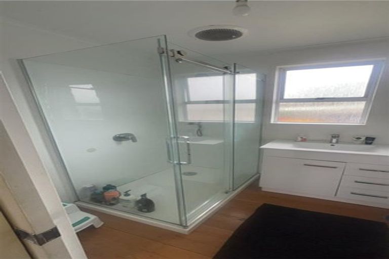 Photo of property in 13 Cooper Place, Papakura, 2110