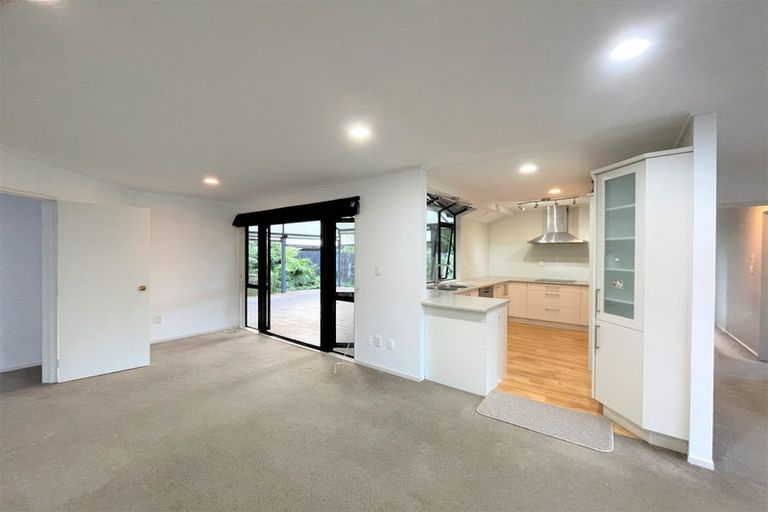 Photo of property in 9 Ben Nevis Place, Northpark, Auckland, 2013