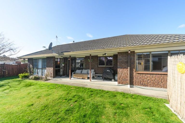 Photo of property in 44 Pencarrow Street, Highbury, Palmerston North, 4412