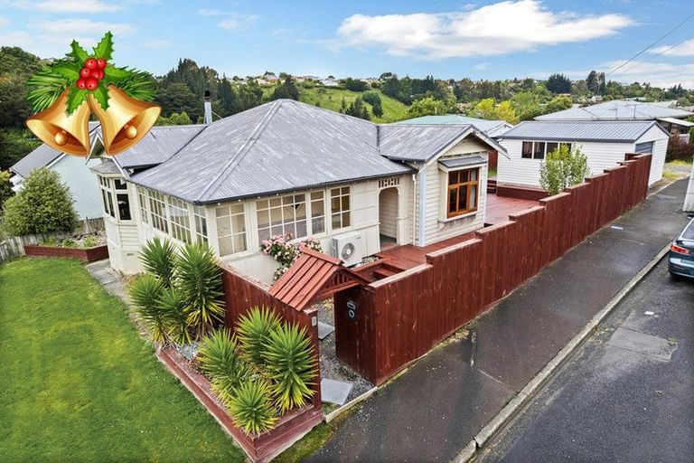 Photo of property in 1 Marshall Street, Bradford, Dunedin, 9011