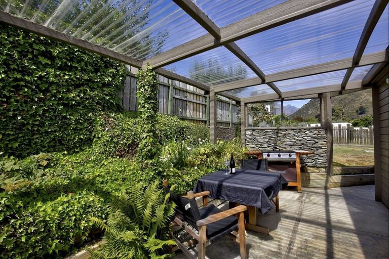 Photo of property in 26b Boyes Crescent, Frankton, Queenstown, 9300