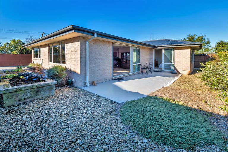 Photo of property in 60a Frankleigh Street, Somerfield, Christchurch, 8024
