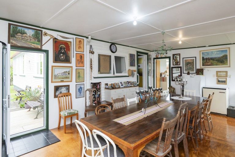 Photo of property in 2212 Matawai Road, Te Karaka, 4093