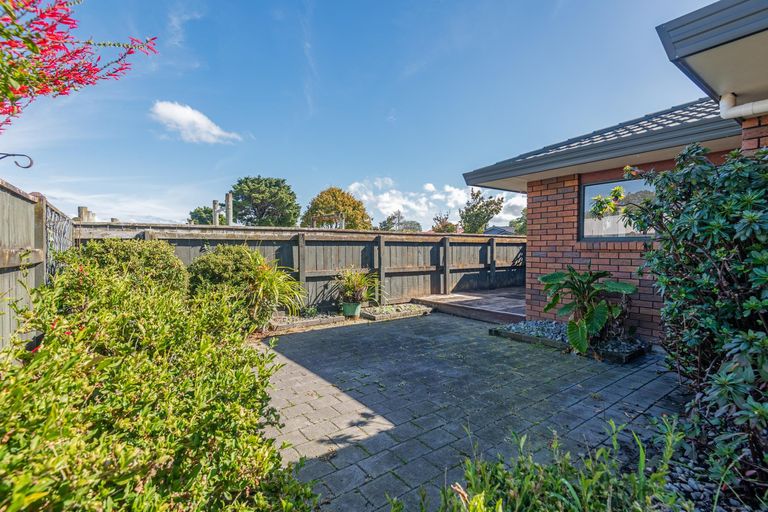 Photo of property in 32 Beresford Street, Takaro, Palmerston North, 4410