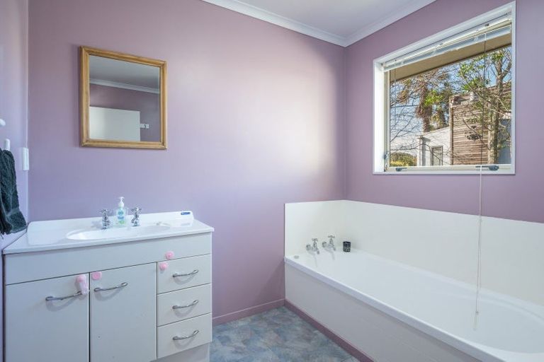 Photo of property in 82 Starveall Street, Brightwater, 7022