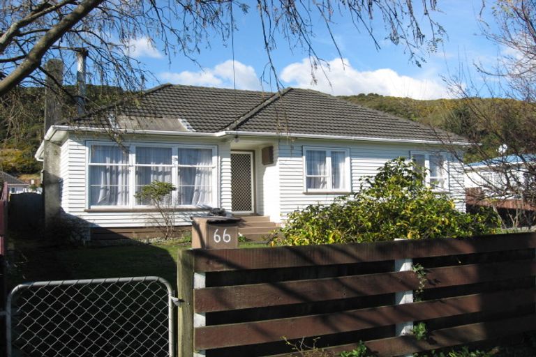 Photo of property in 66 Bull Avenue, Wainuiomata, Lower Hutt, 5014