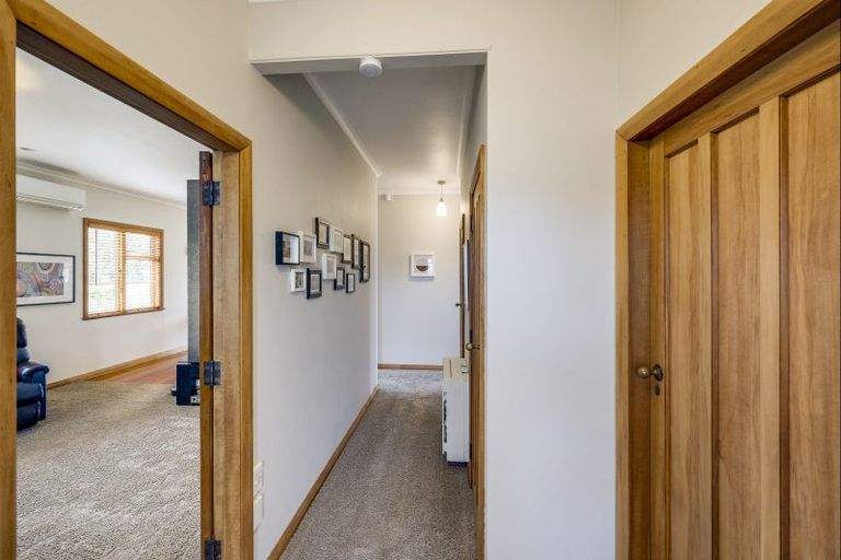 Photo of property in 14 Barker Road, Marewa, Napier, 4110